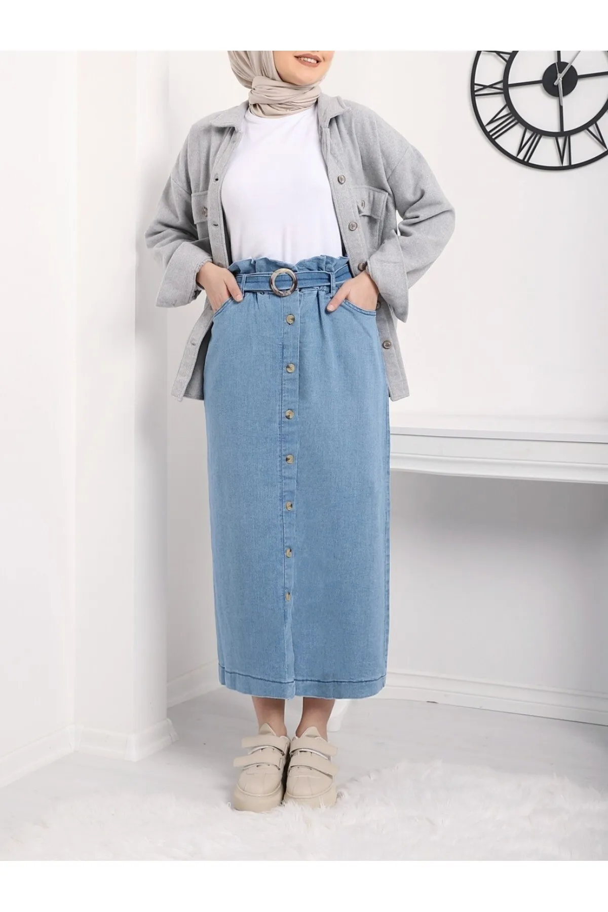 Modamorfo  Jeansrock mit geknöpfter Schnalle