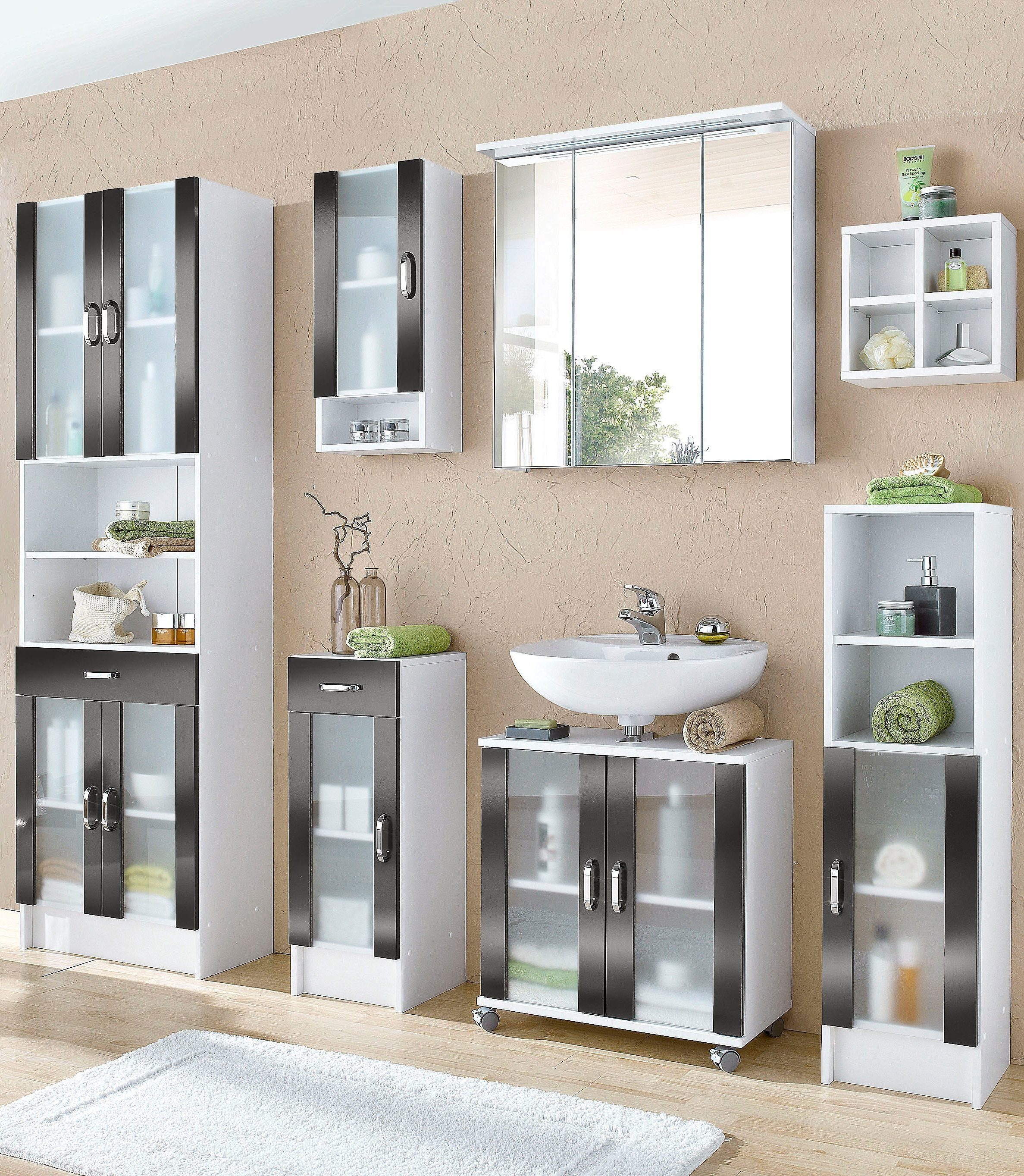 Schildmeyer Spiegelschrank Profil Breite 70 cm, 3-türig, LED-Beleuchtung, Schalter-/Steckdosenbox