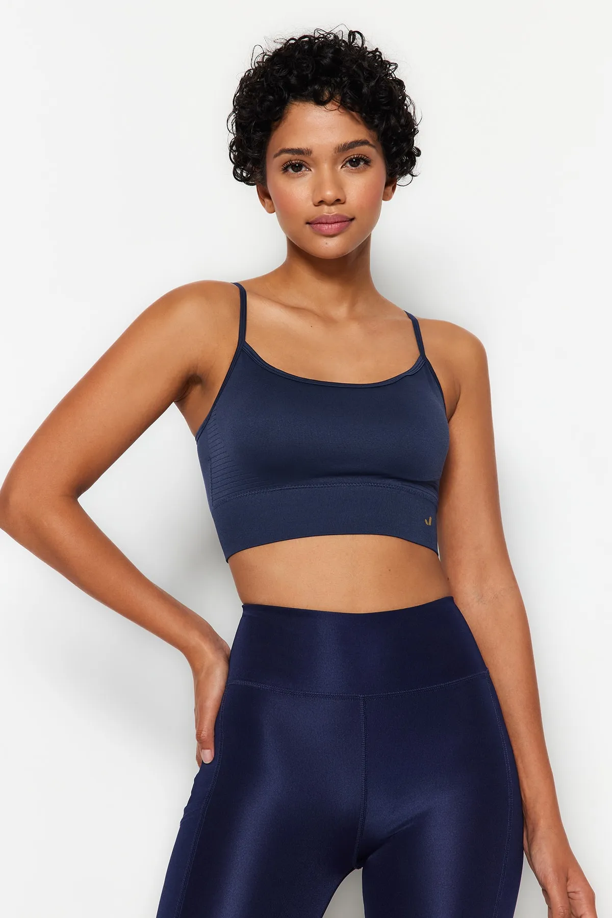 Jerf  Vella – Bequemer Sport-BH mit Kordelträger in Marineblau