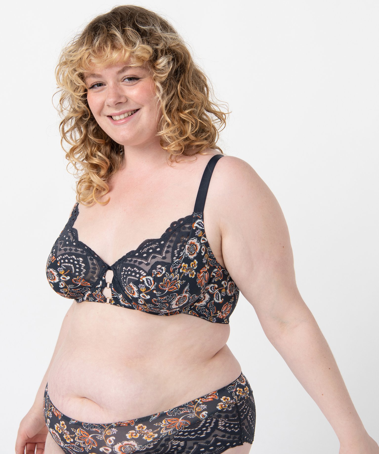 Soutien-gorge femme grande taille à motifs fleuris imprime | GEMO