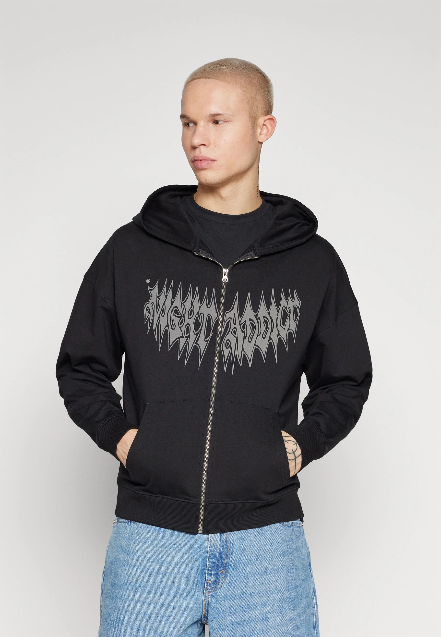 Sudadera con capucha y cremallera Night Addict