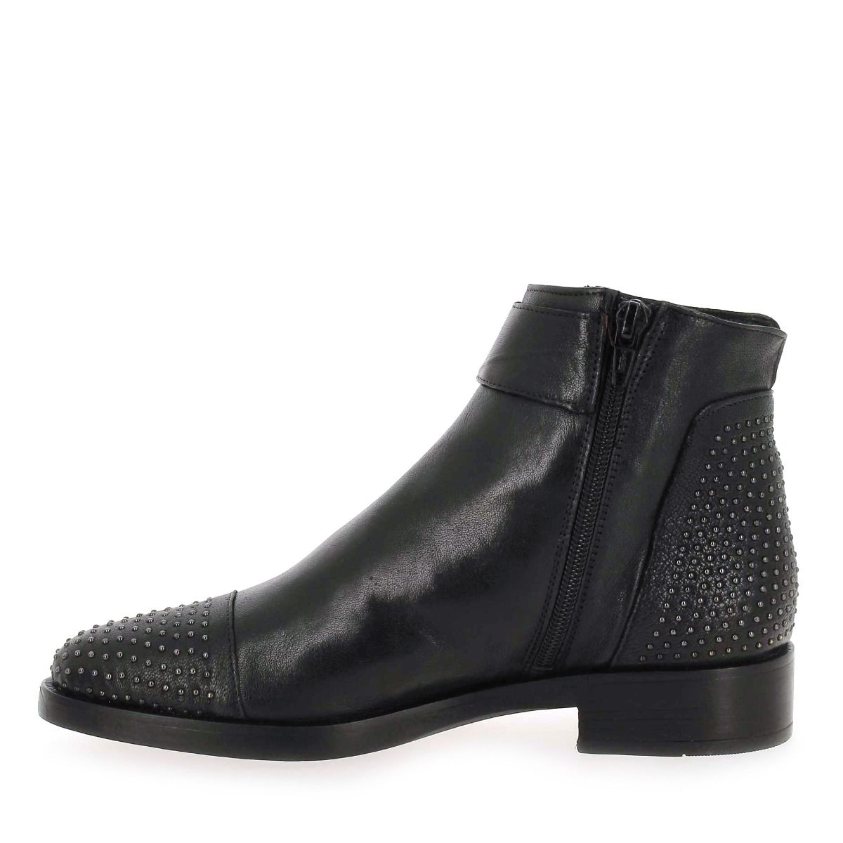 Emanuele Crasto   2111B - noir