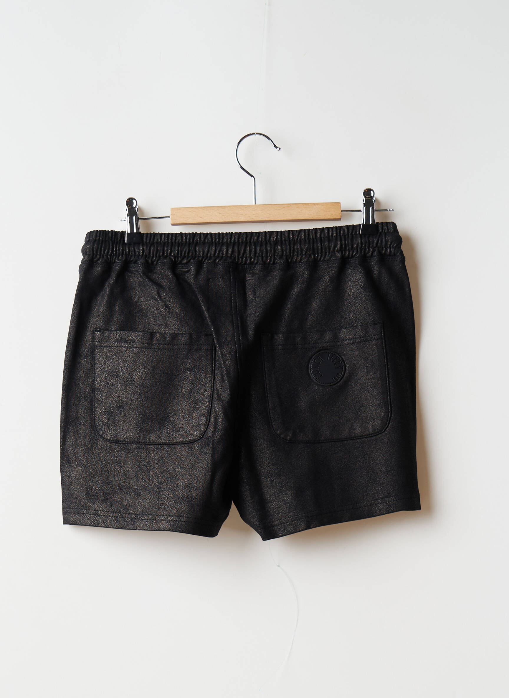 French Terry 1818 Shorts 1 Femme couleur noir