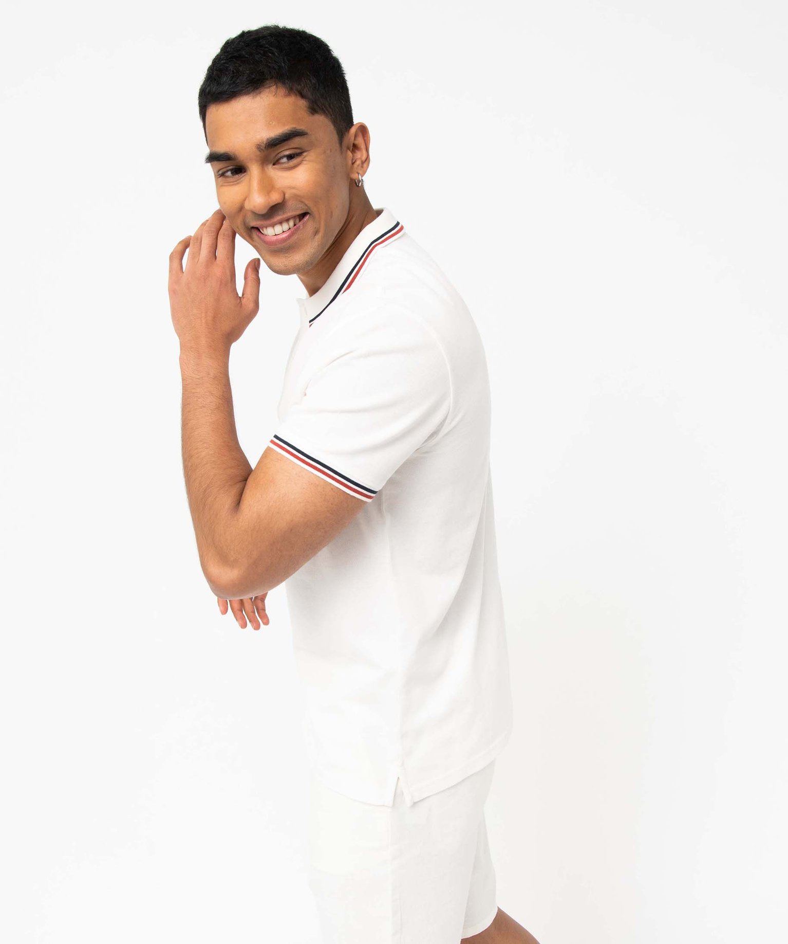 Polo homme en maille piquée avec finition rayée blanc | GEMO