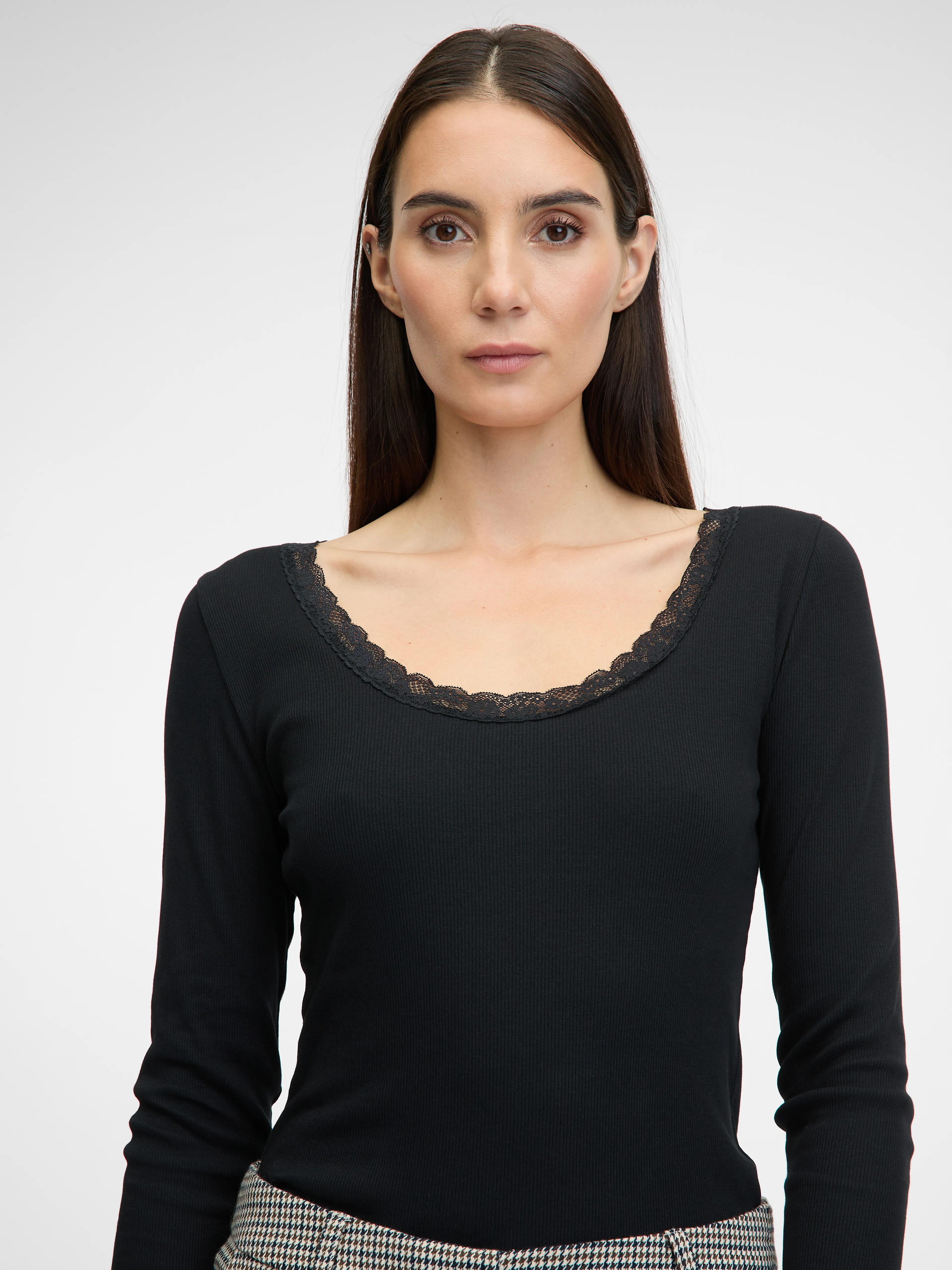 Schwarzes Damen-Langarm-T-Shirt ORSAY