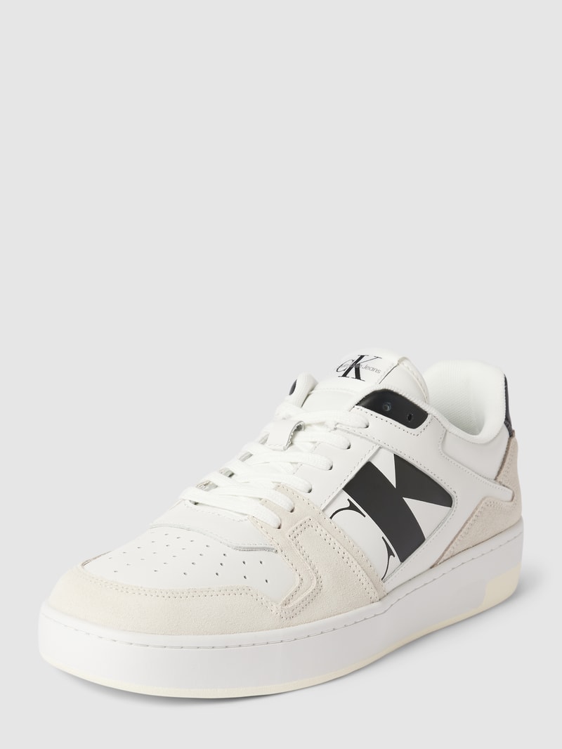 Sneaker mit Label-Details Modell 'BASKET' in weiss
