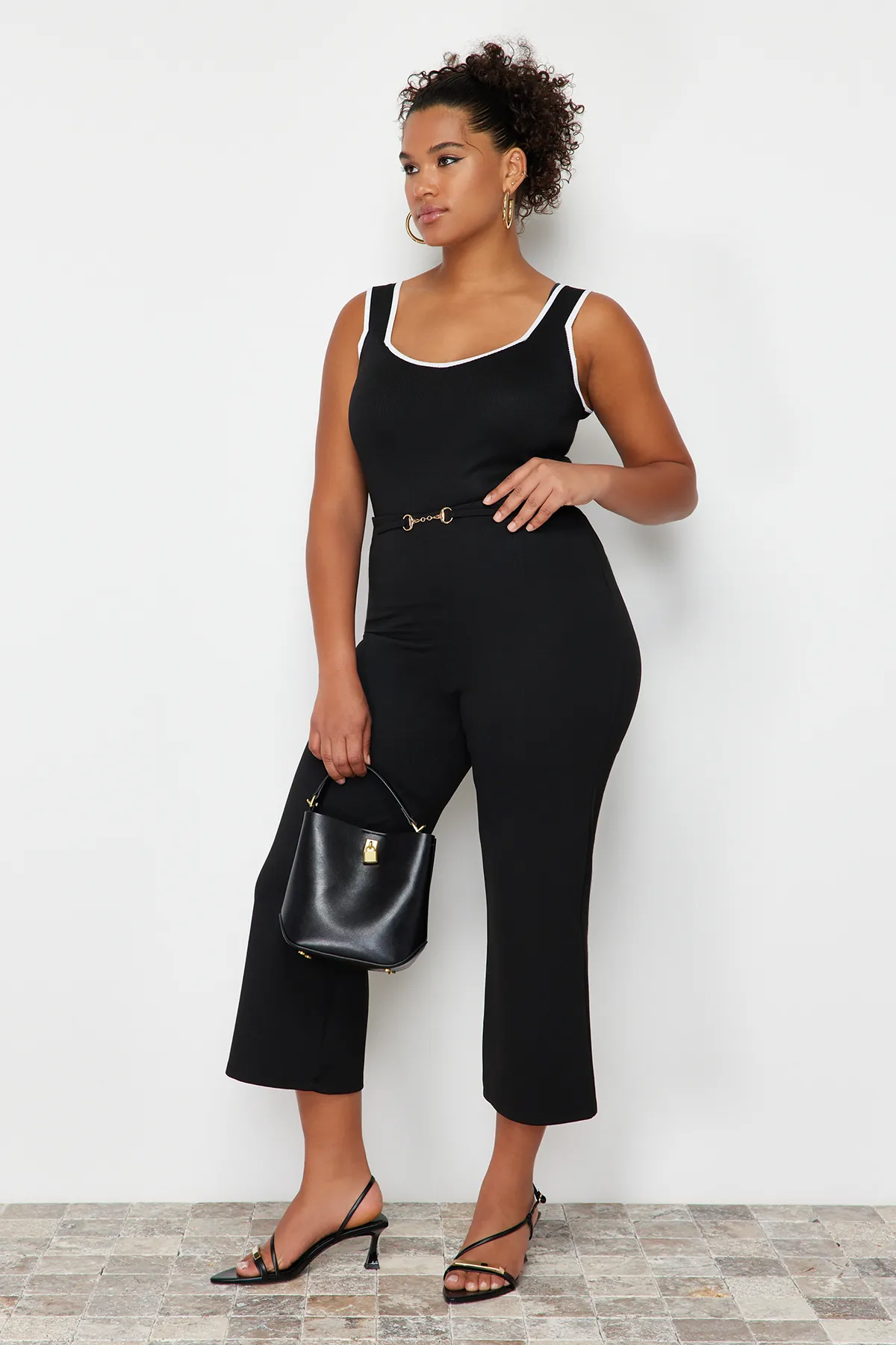 Trendyol Curve  Schwarze, detaillierte, weit geschnittene Strickhose von Aksesusar TBBSS24AR00008