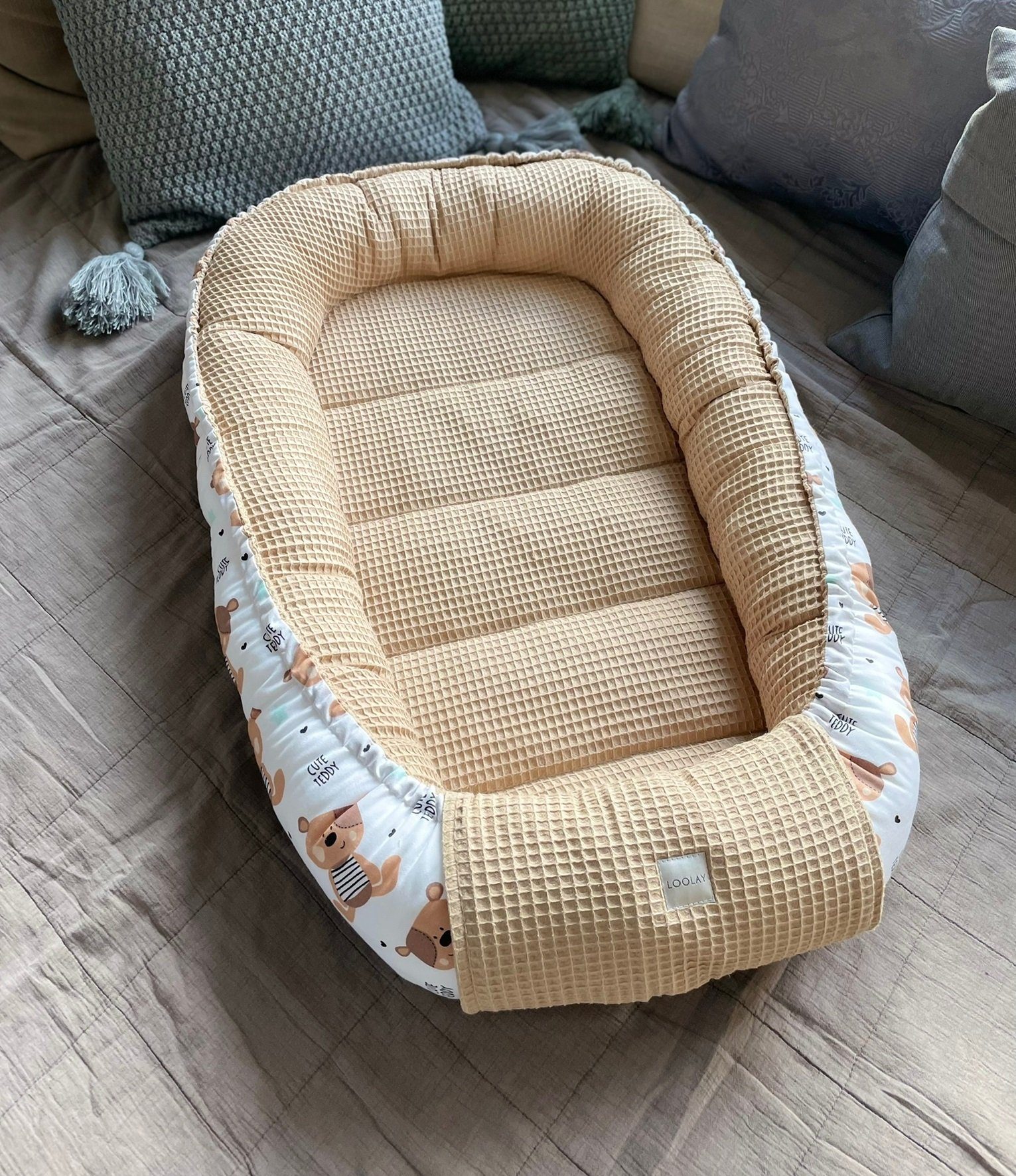 Loolay Bettnestchen TAUPE WAFFELPIQUE Braun TEDDY Baumwolle BABYNEST Babykokon Kokon, (Neugeborene Babyaustattung Reisebett Nestchen SOLO/ o. in Geschenk SETS, 1-tlg., 4 Jahreszeiten ATMUNGSAKTIVER TAUPE WAFFEL), 100% Europäische Stoffe und Kleinseri