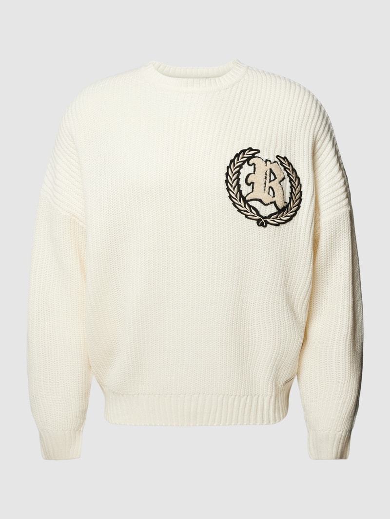 Strickpullover mit überschnittenen Schultern in ecru