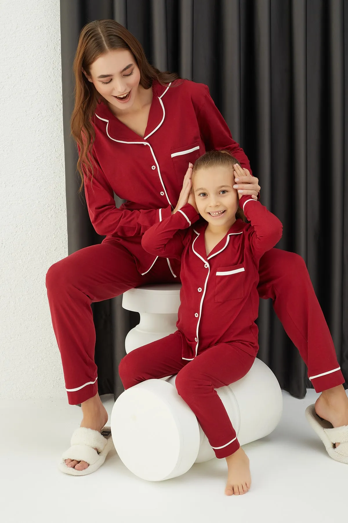 ELİTOL  Pyjama-Set aus Baumwolle mit Knöpfen