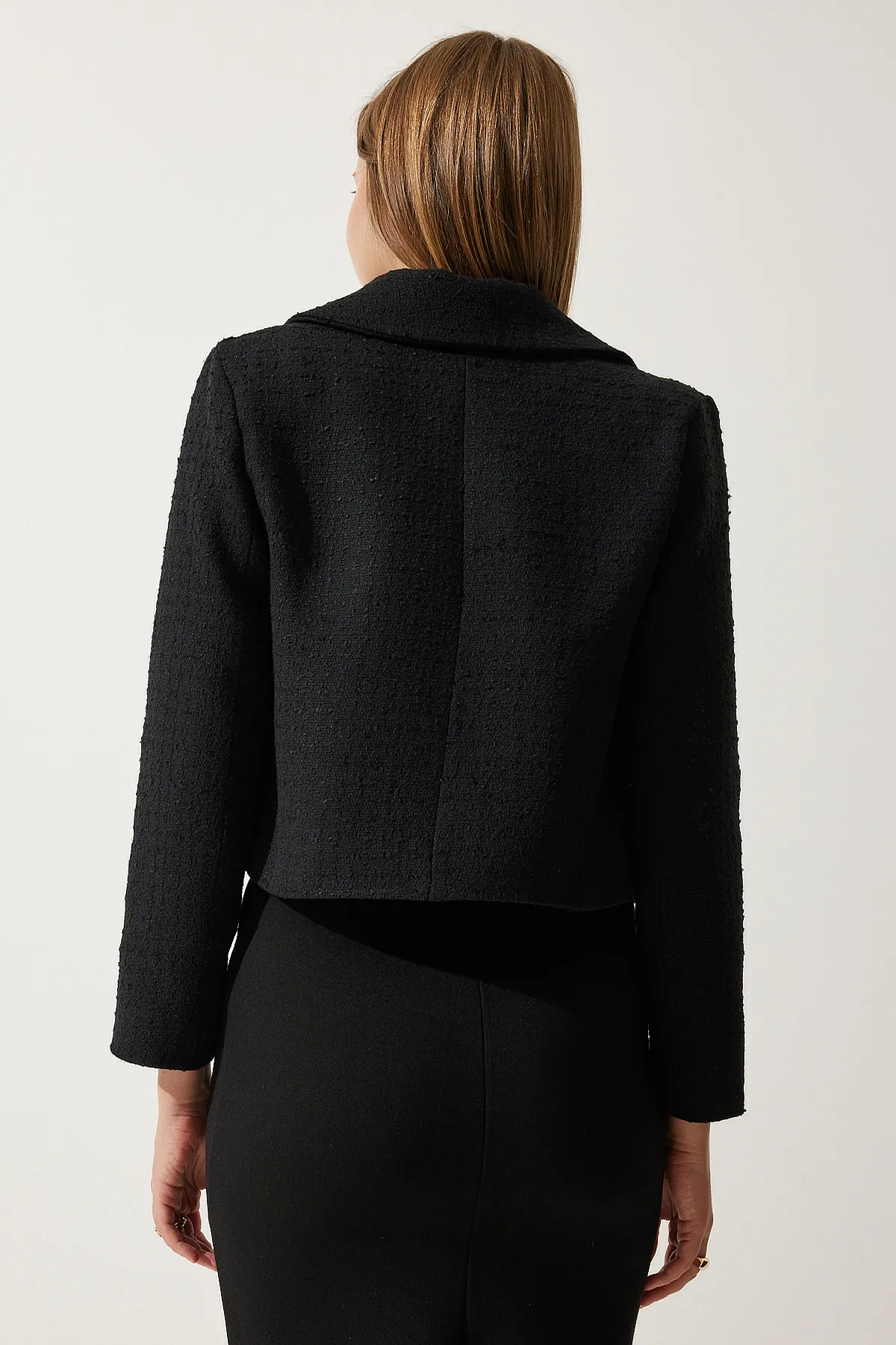 Happiness İstanbul  Schwarzer kurzer Tweed-Blazer für Damen TO00039