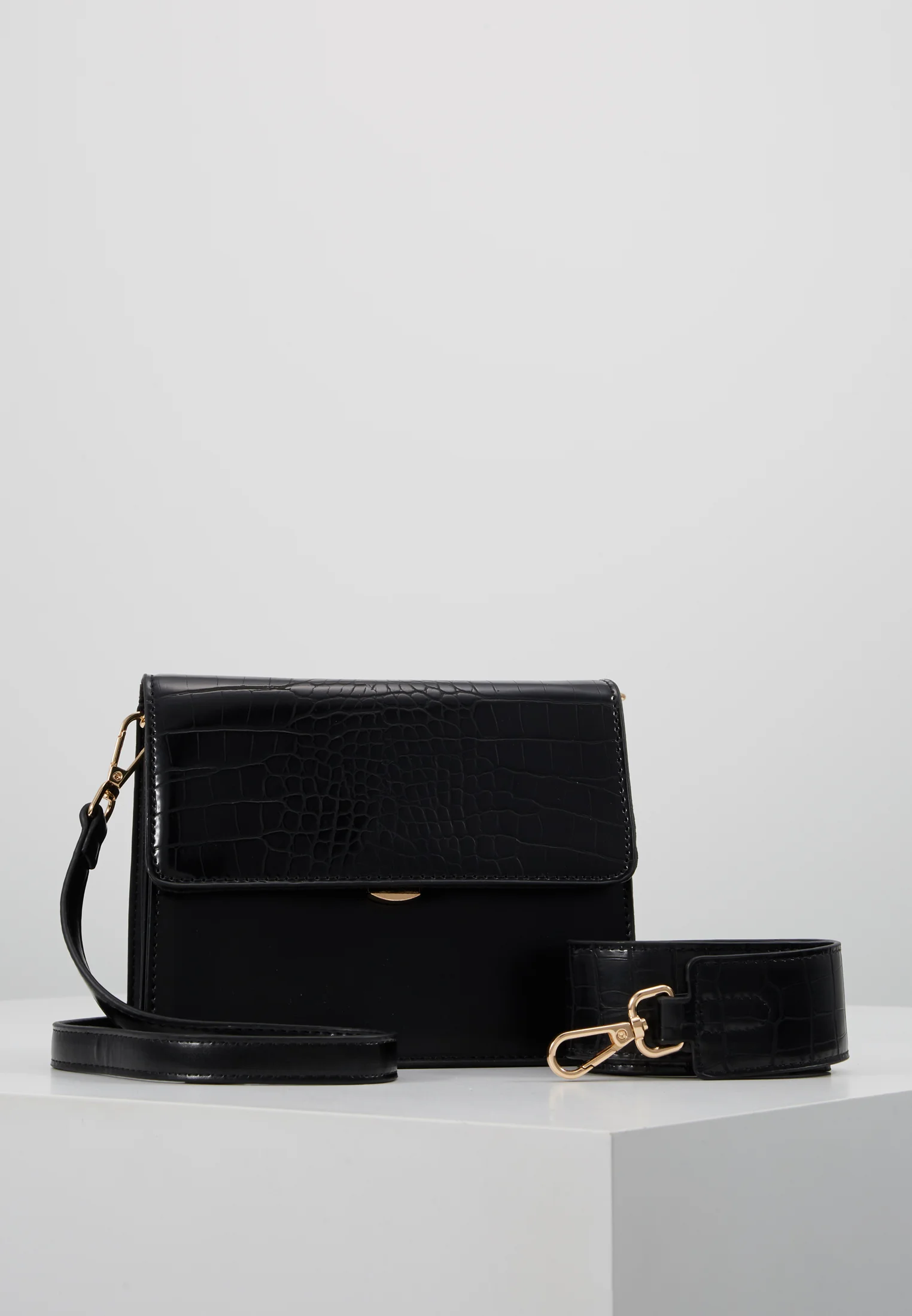 BOLSO BANDOLERA ONLY ONLSARAH - Bolso de hombro