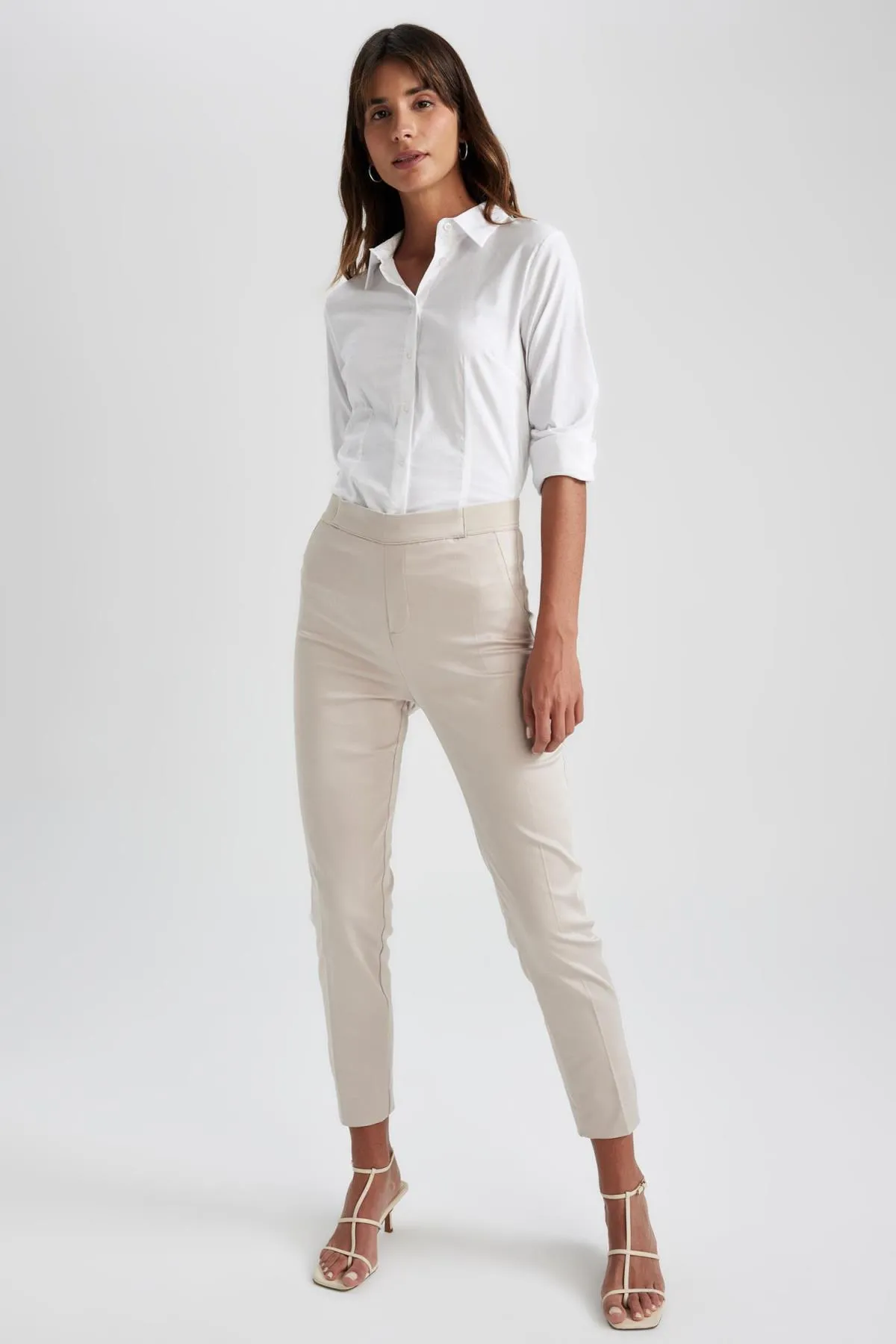 DeFacto  Valentina Zigaretten-Satinhose J8743az23sm
