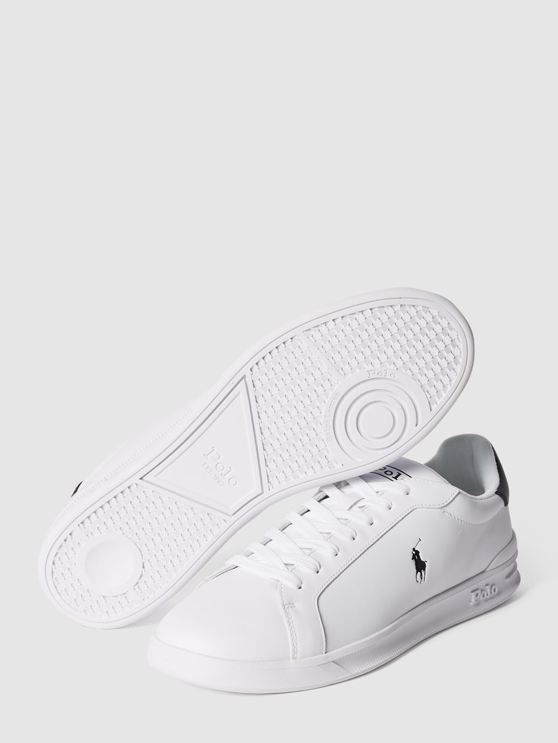 Sneaker mit Label-Print in weiß