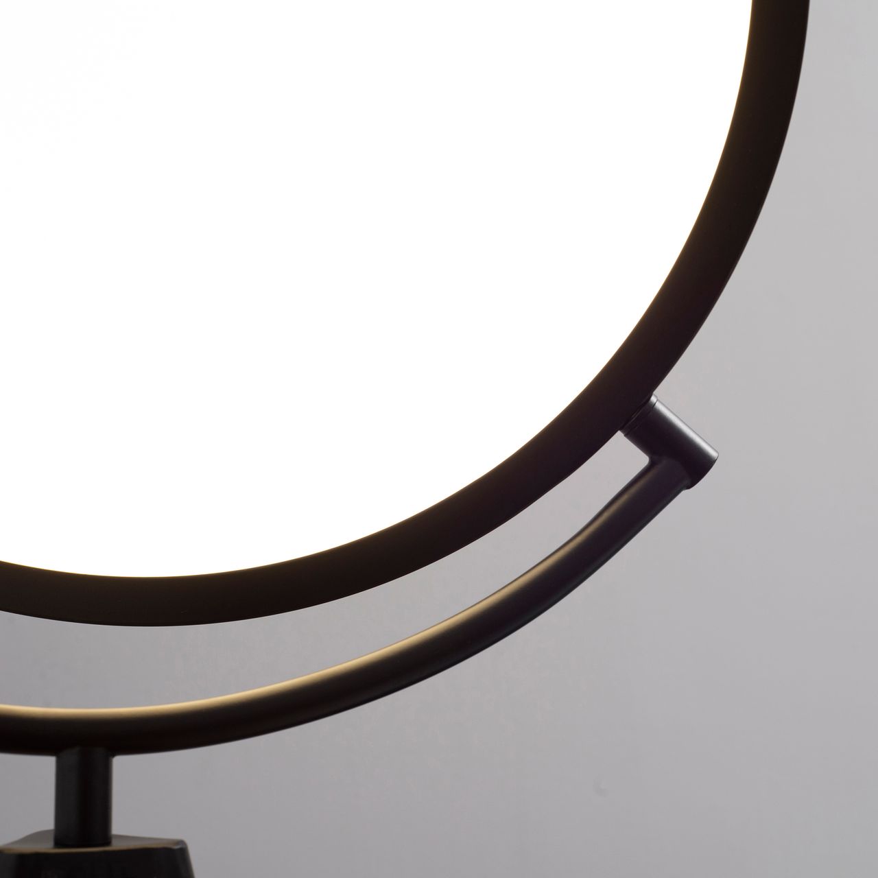 HOMCOM Stehlampe Standlampe mit LED um 350 Grad verstellbar Schwarz