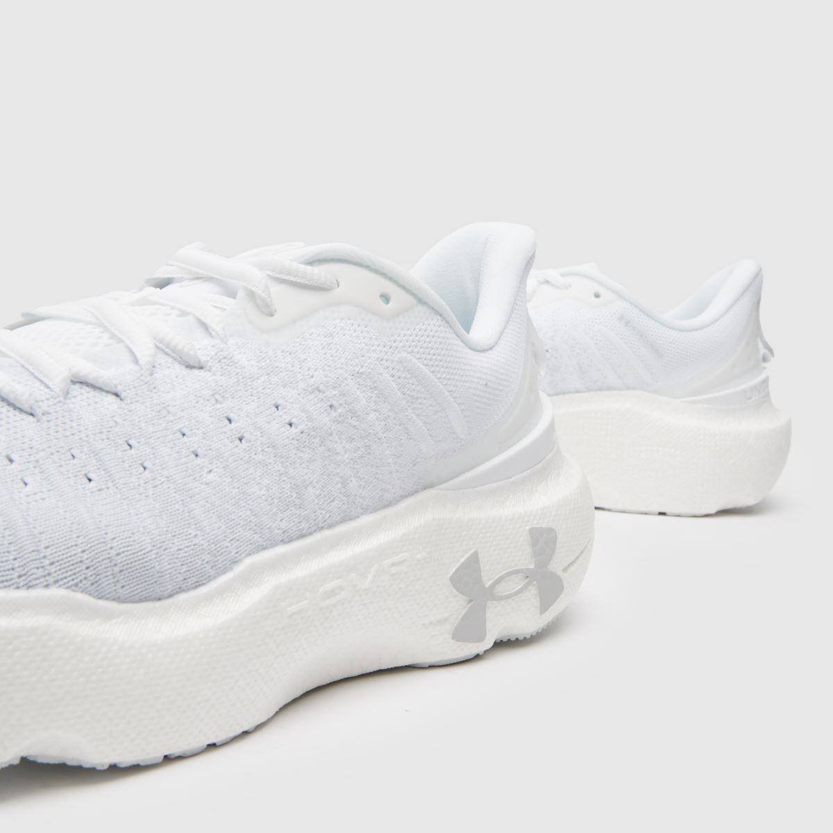 Under Armour – Infinite Elite – Vita träningsskor