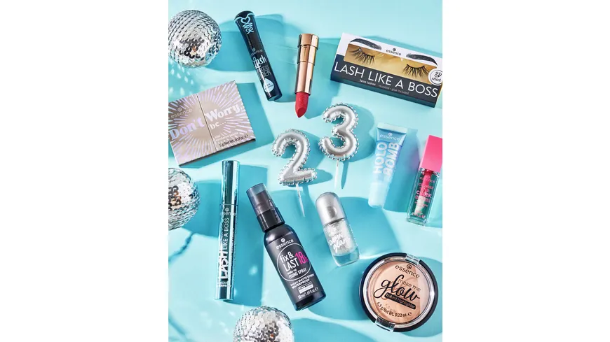 essence LASH LIKE A BOSS false lashes