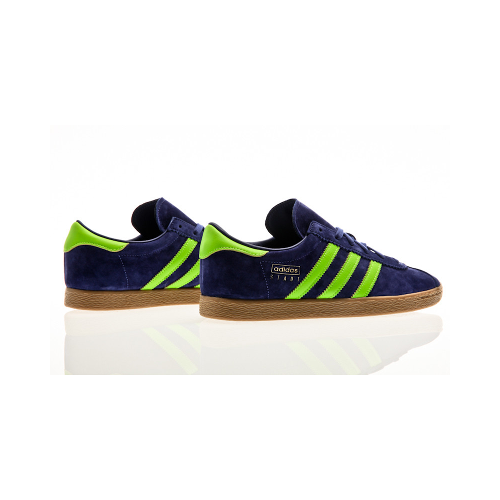 adidas Stadt EE5727 / lila