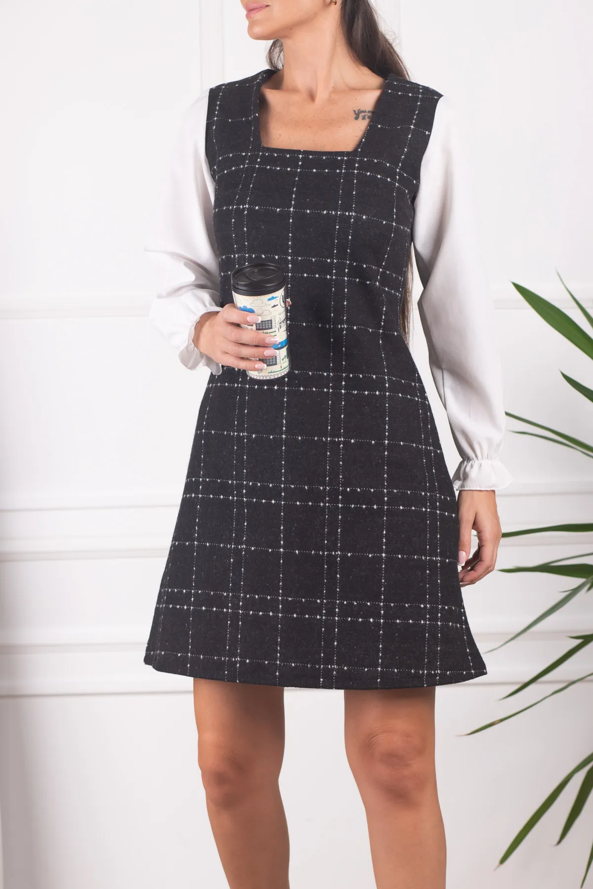 armonika  Schwarz-weiß kariertes Langarmkleid mit quadratischem Kragen für Damen ARM-22Y001182