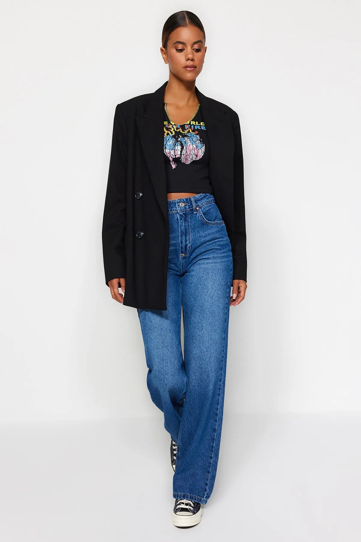 Trendyol Collection  Blaue Jeans mit hoher Taille und weitem Bein TWOAW24JE00073