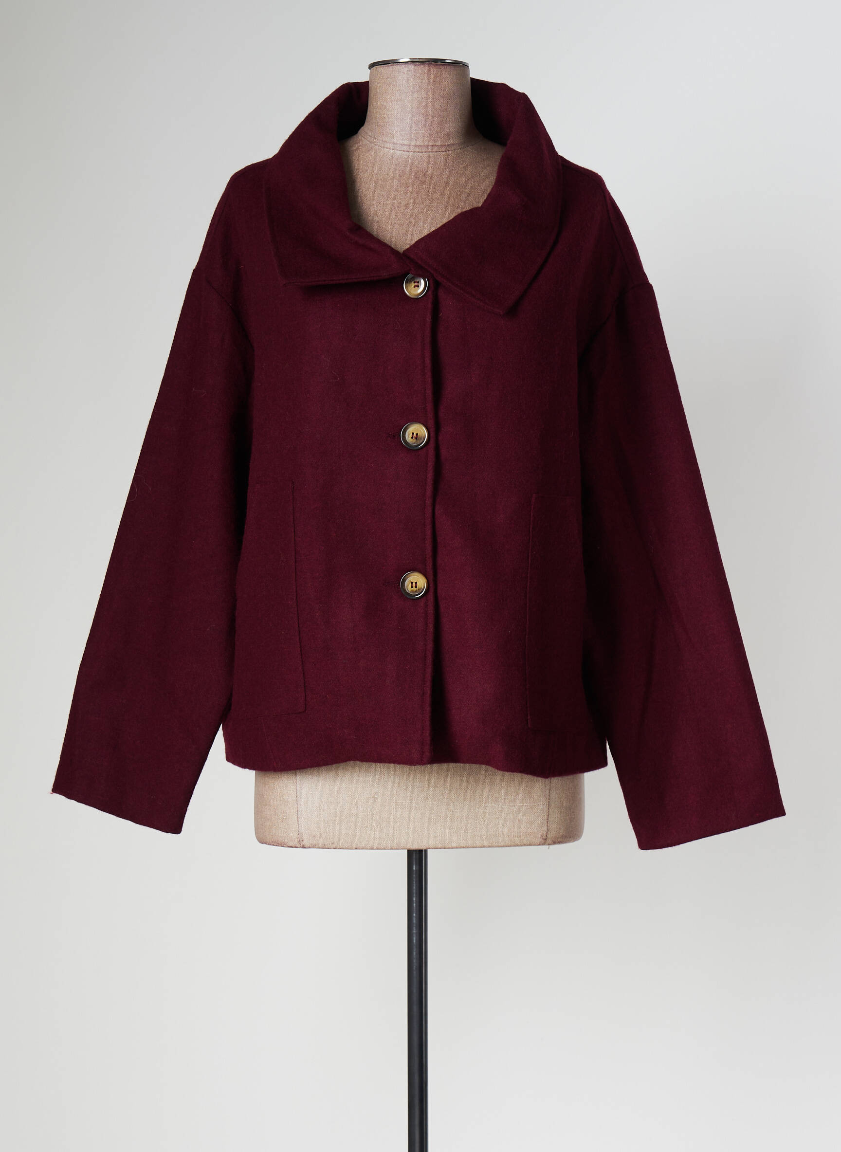 Agathe   Louise Manteaux Courts Femme couleur rouge
