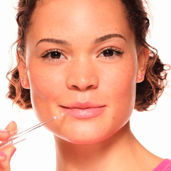 Essence What the Fake! Glass Shine 01 Oh So Glassy Plumping Lip Filler 4,2ml