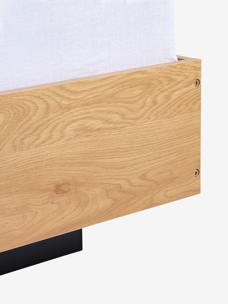 Estrutura de cama ELLINGE ELLINGE 150x200cm com arrumação na cor carvalho