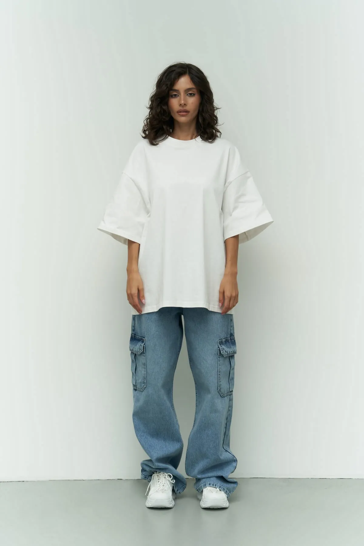 MAİ COLLECTİON  Weißes Oversize-T-Shirt „I Like Mama“