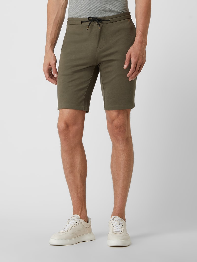Shorts aus Piqué in olivgrün