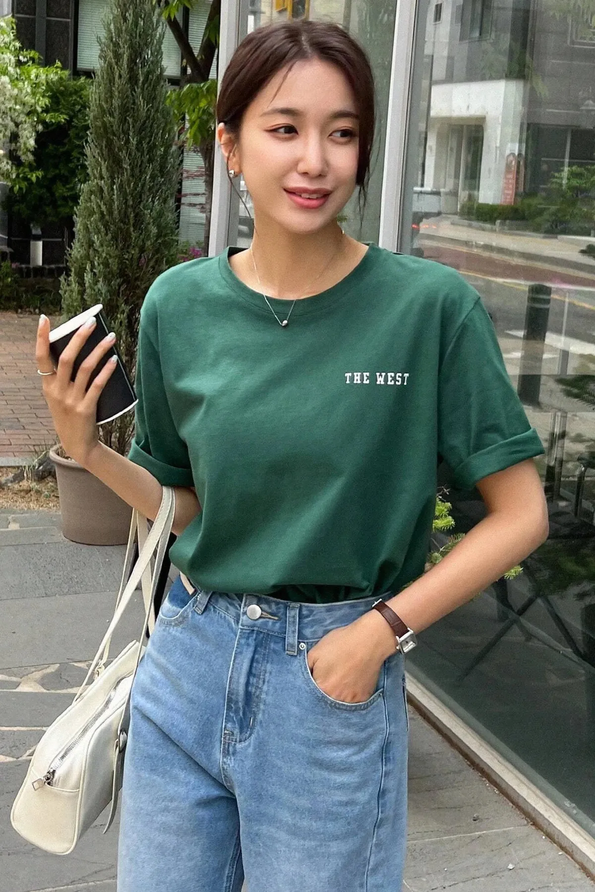 MODAGEN  Unisex California Bedrucktes Nefti-Grünes Oversize-Strick-T-Shirt