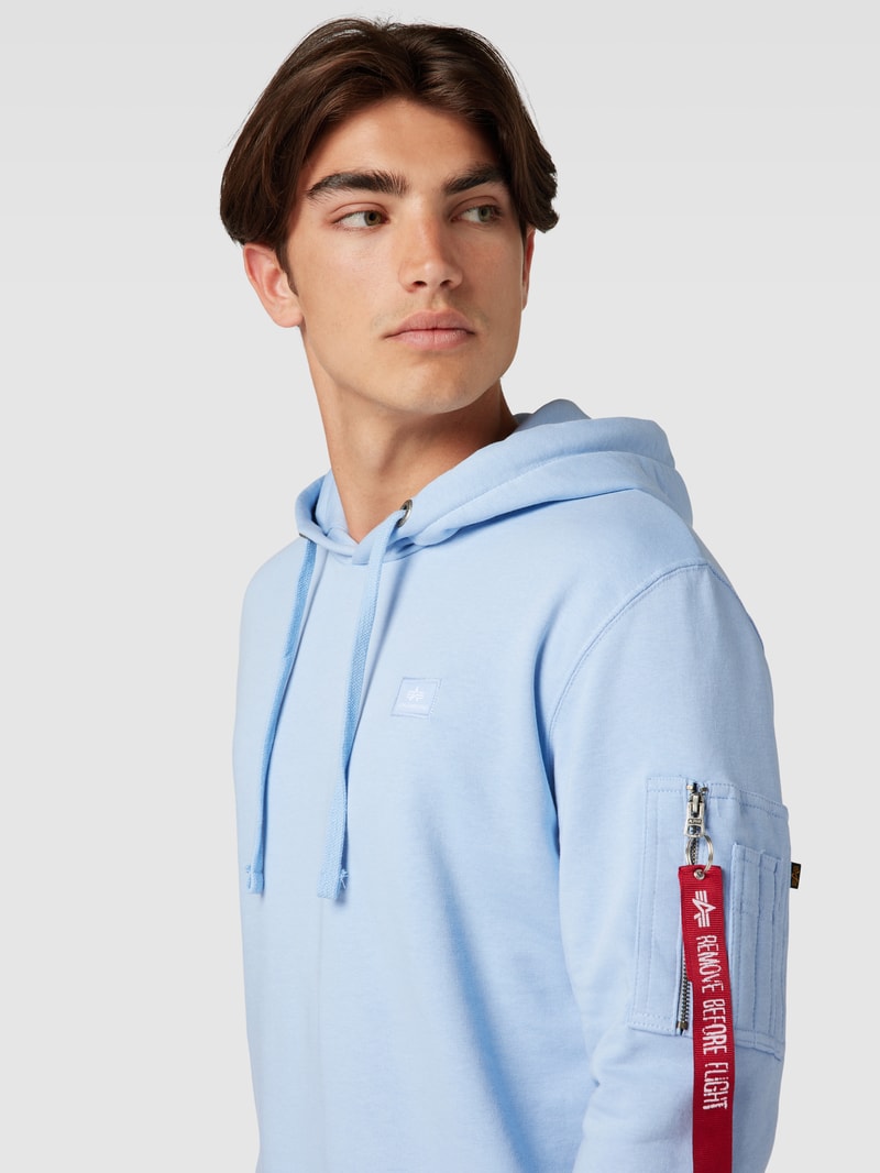 Hoodie mit Label-Applikation Modell 'X-FIT' in hellblau