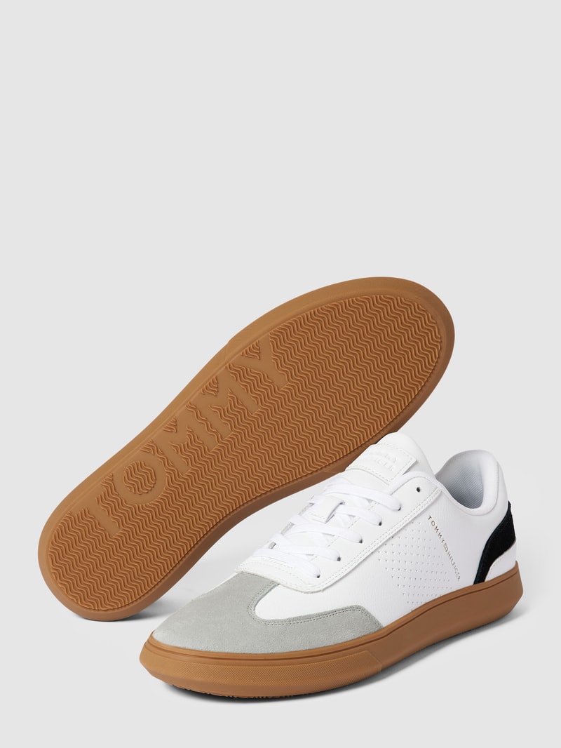 Sneaker mit Label-Details Modell 'CORPORATE SEASONAL' in weiß