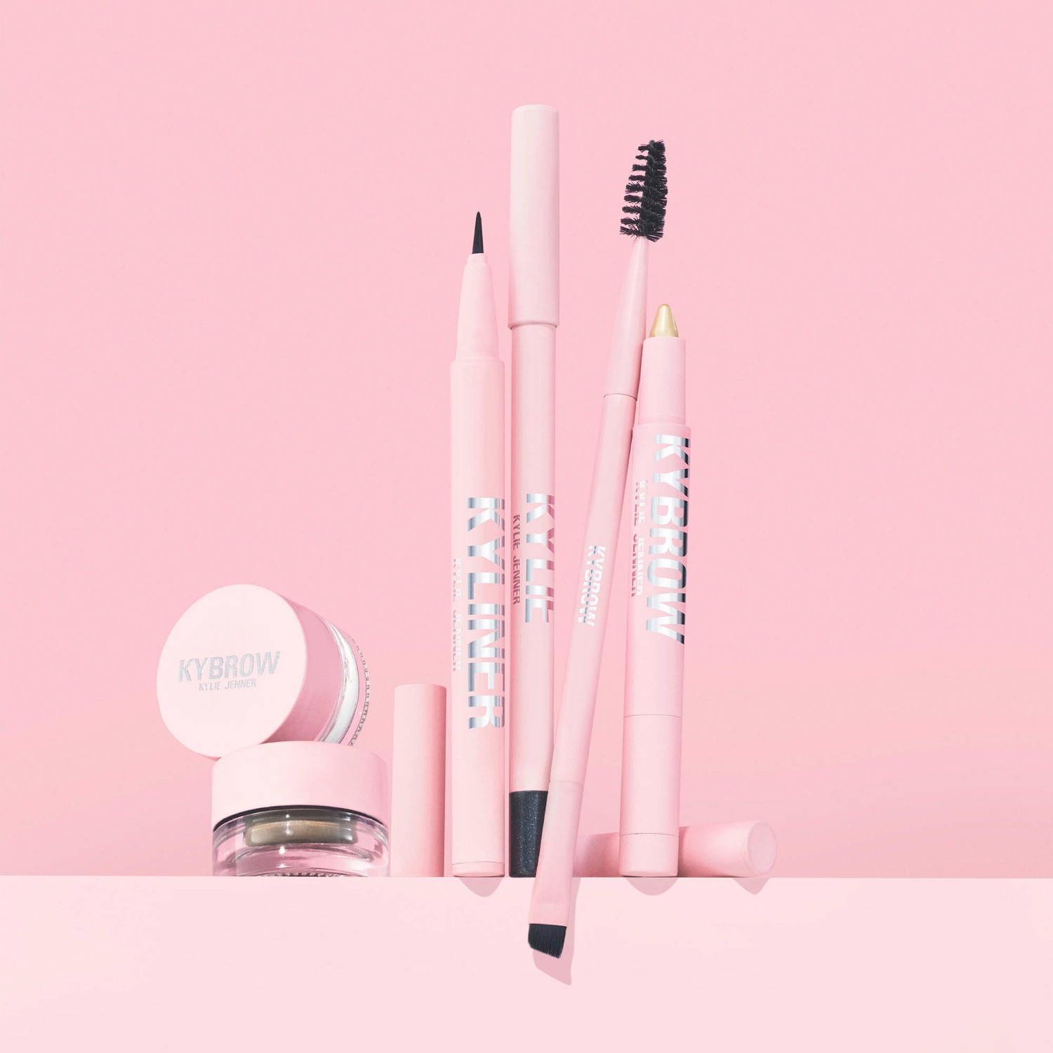 KYLIE COSMETICS Kyliner гел оловка