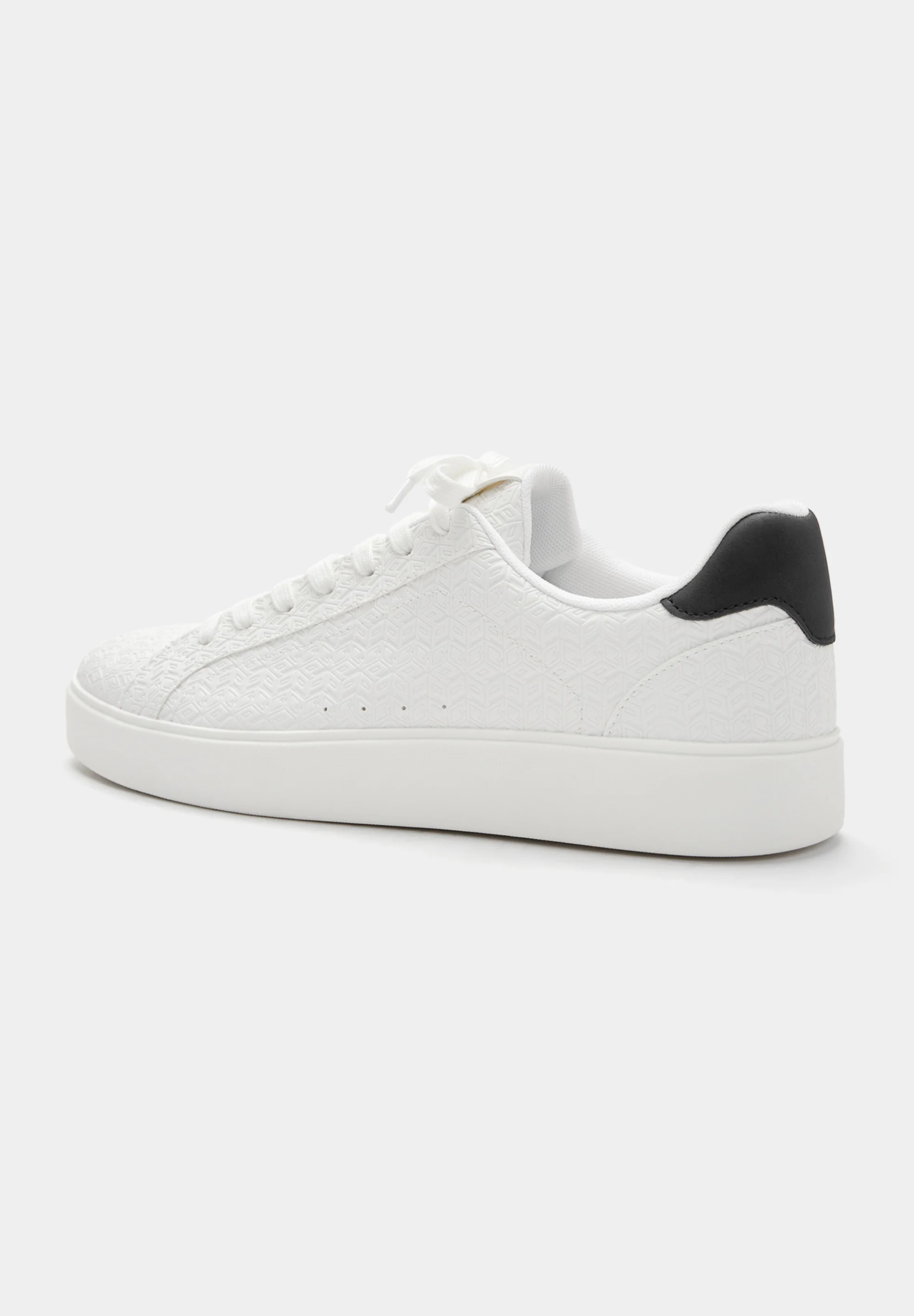 PULL&BEAR CON DETALLE - Zapatillas bajas