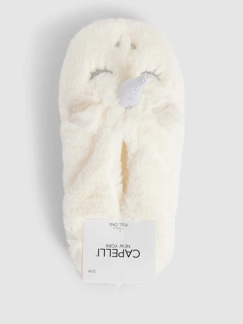 Füßlinge aus Kunstfell in offwhite