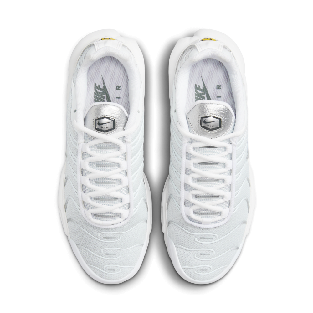 Nike Air Max Wmns Plus FV0952-100 / weiss