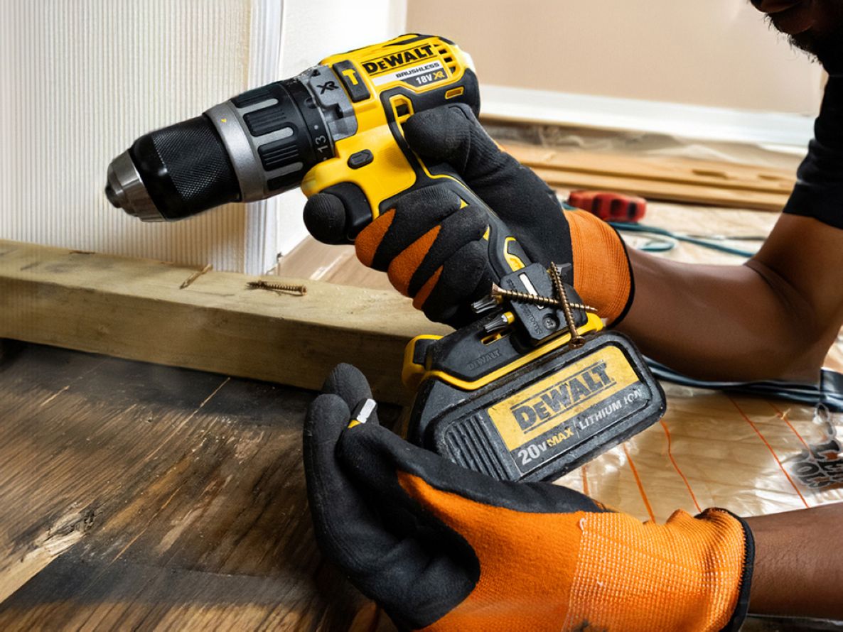StealthMounts BH-DW-S-YLW-2 Žuti kratki držač bitova za Dewalt (pakiranje od 2)