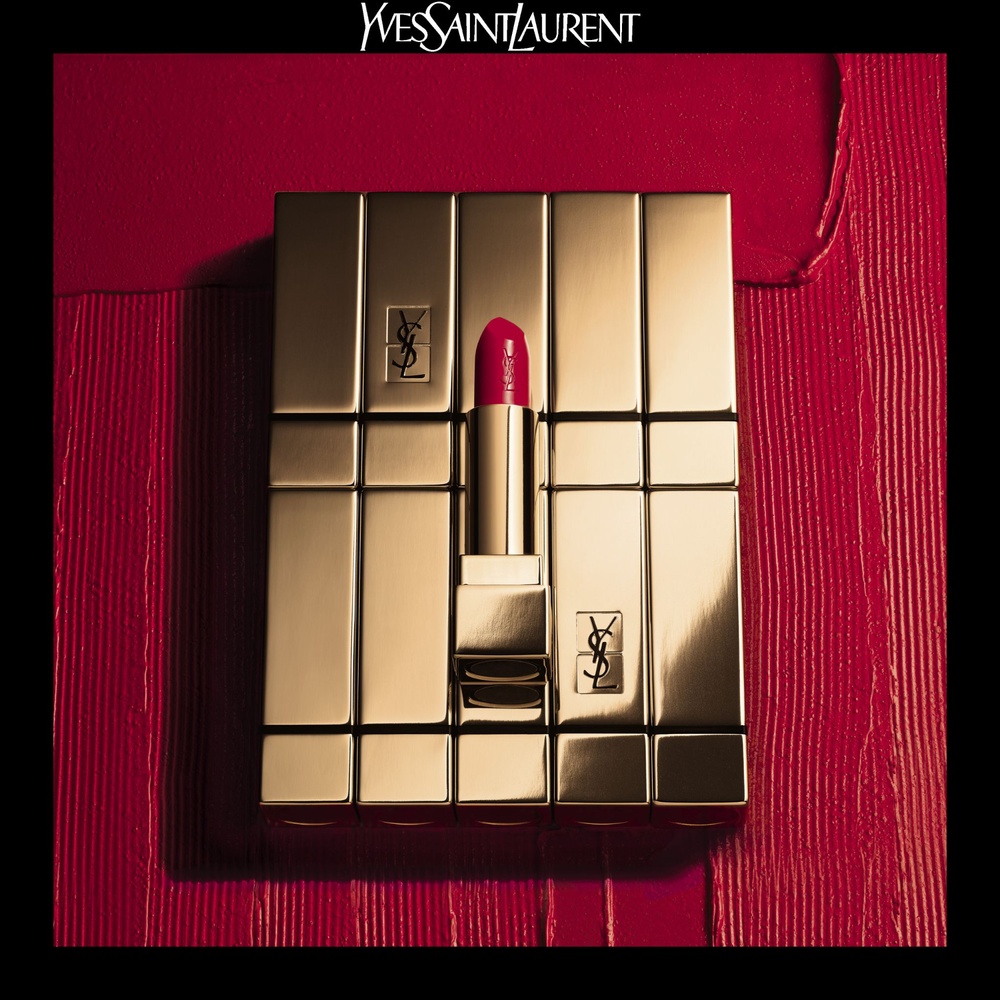 Yves Saint Laurent Rouge Pur Couture Rouge à Lèvres Satiné Longue Tenue et Confort