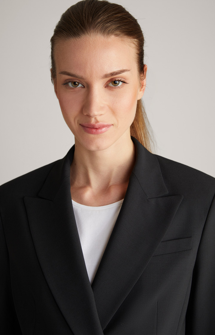 Kurz-Blazer in Schwarz