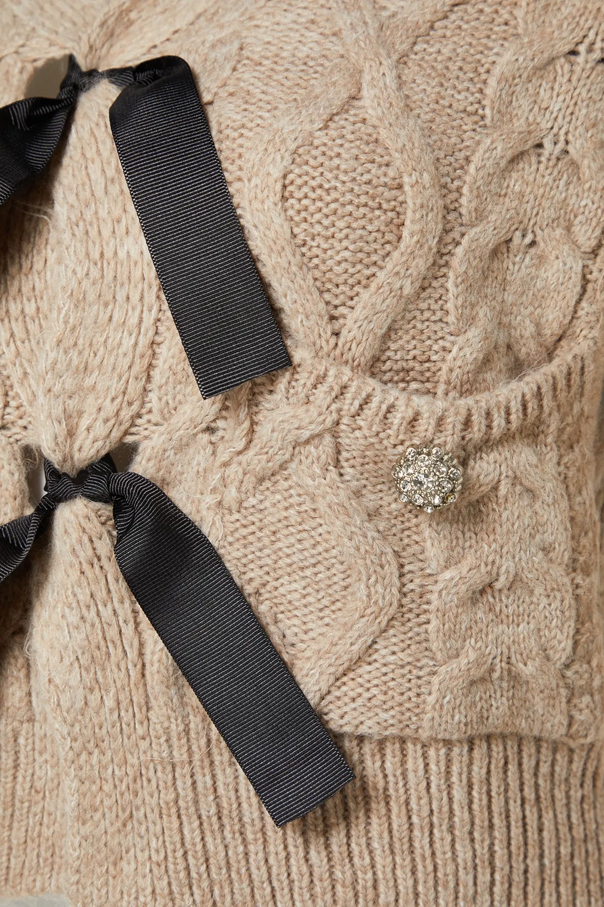 Trendyol Collection  Beigefarbener, weich strukturierter Haarstrickpullover TWOAW22KZ1947