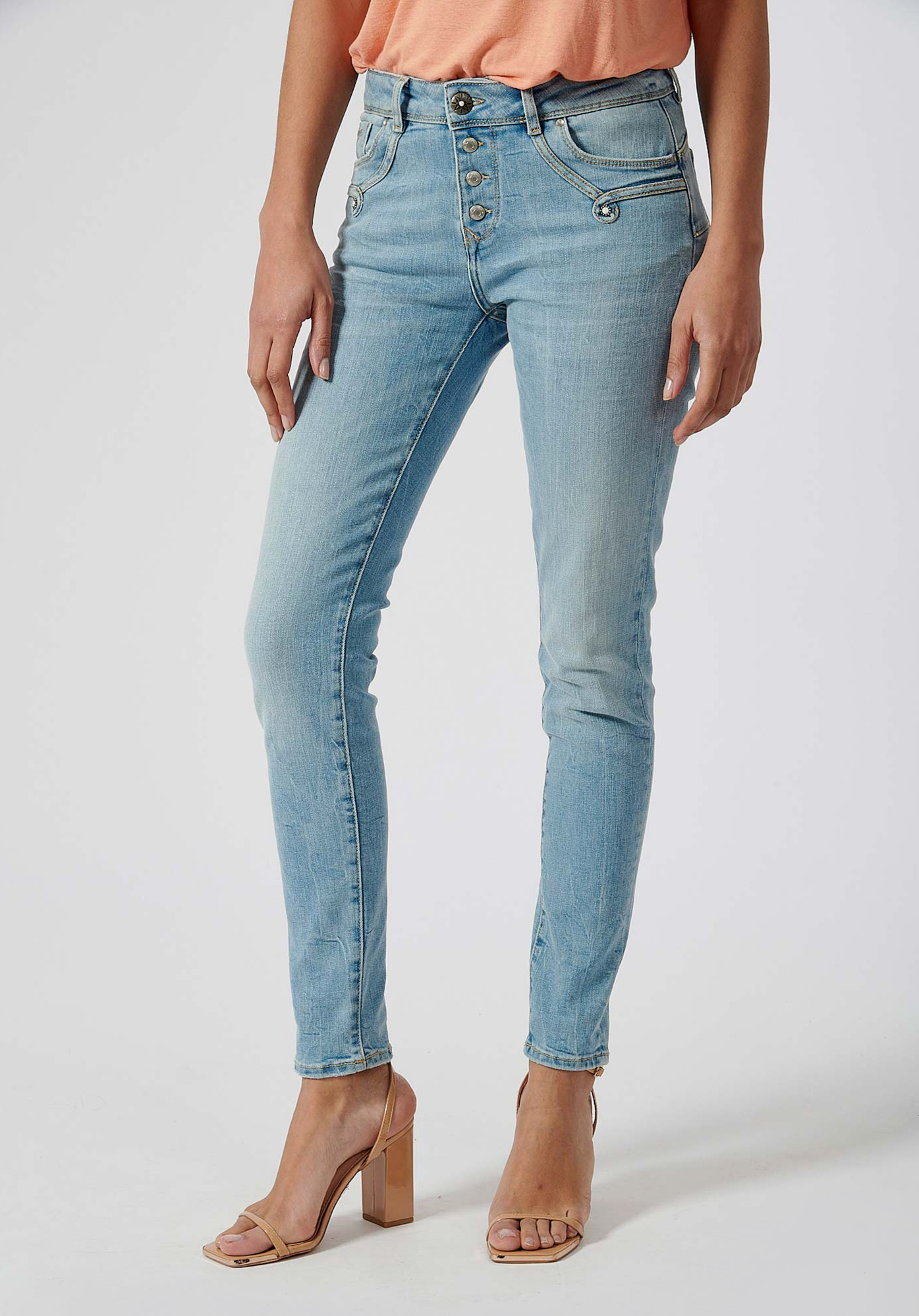 VIKA   Jean slim Femme
