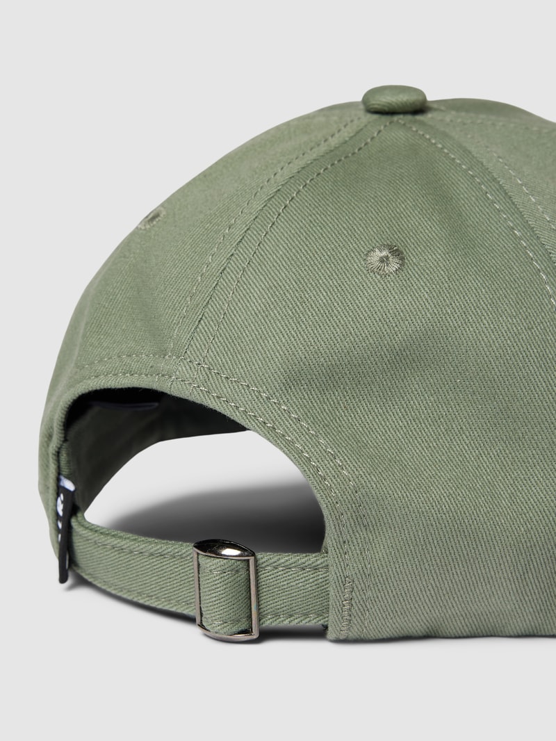 Basecap mit Label-Stitching in grün