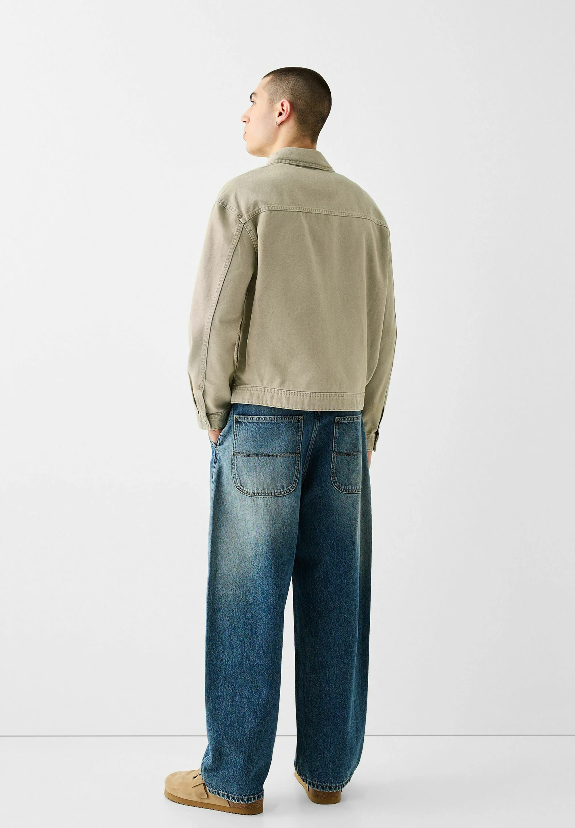 Bershka BOXY FIT - Chaqueta vaquera