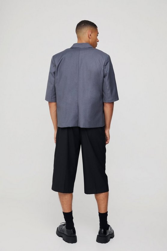 Kurzärmliger Oversize Blazer mit seitlicher Bindung