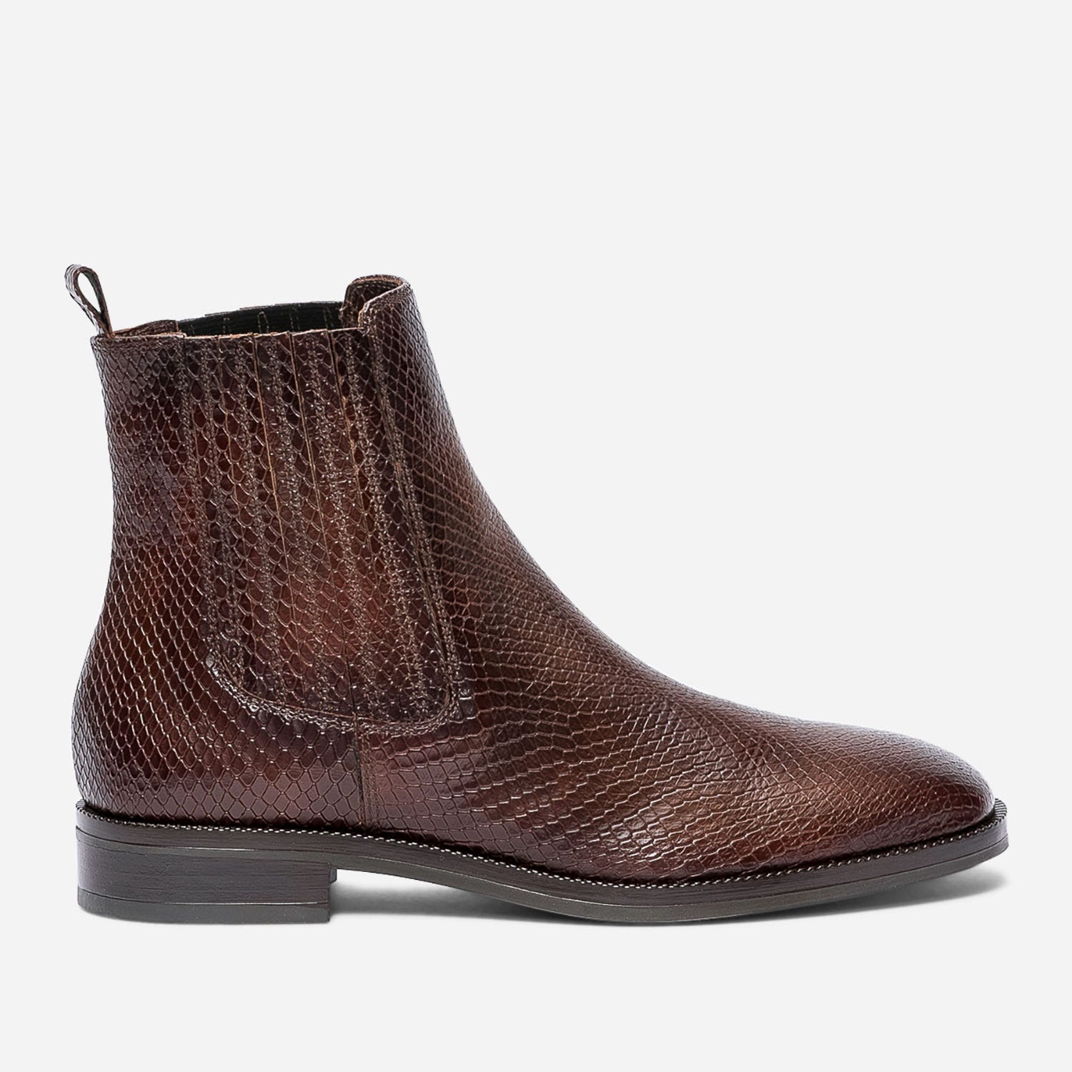 Boots marron en cuir embossé éco-conçu
