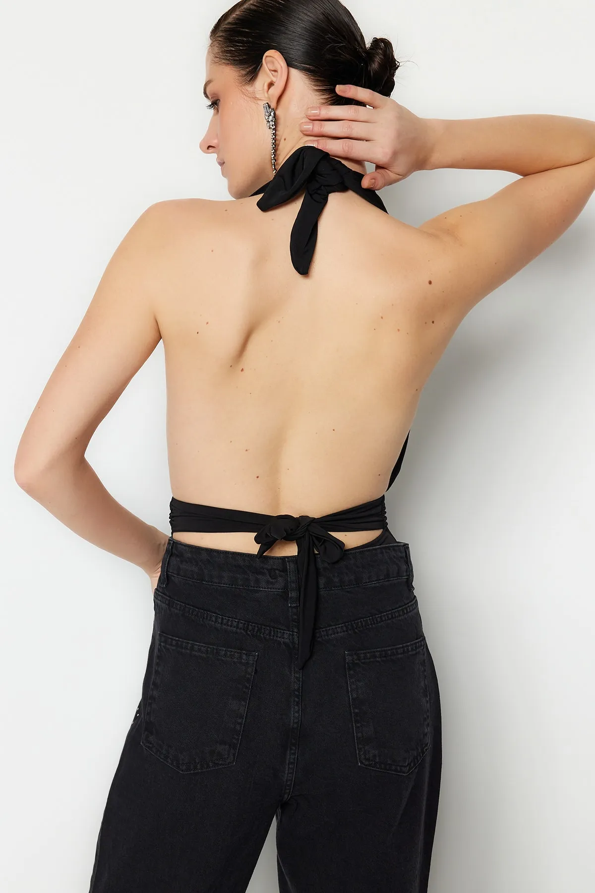 Trendyol Collection  Schwarzer geraffter Body TPRSS21BD0126