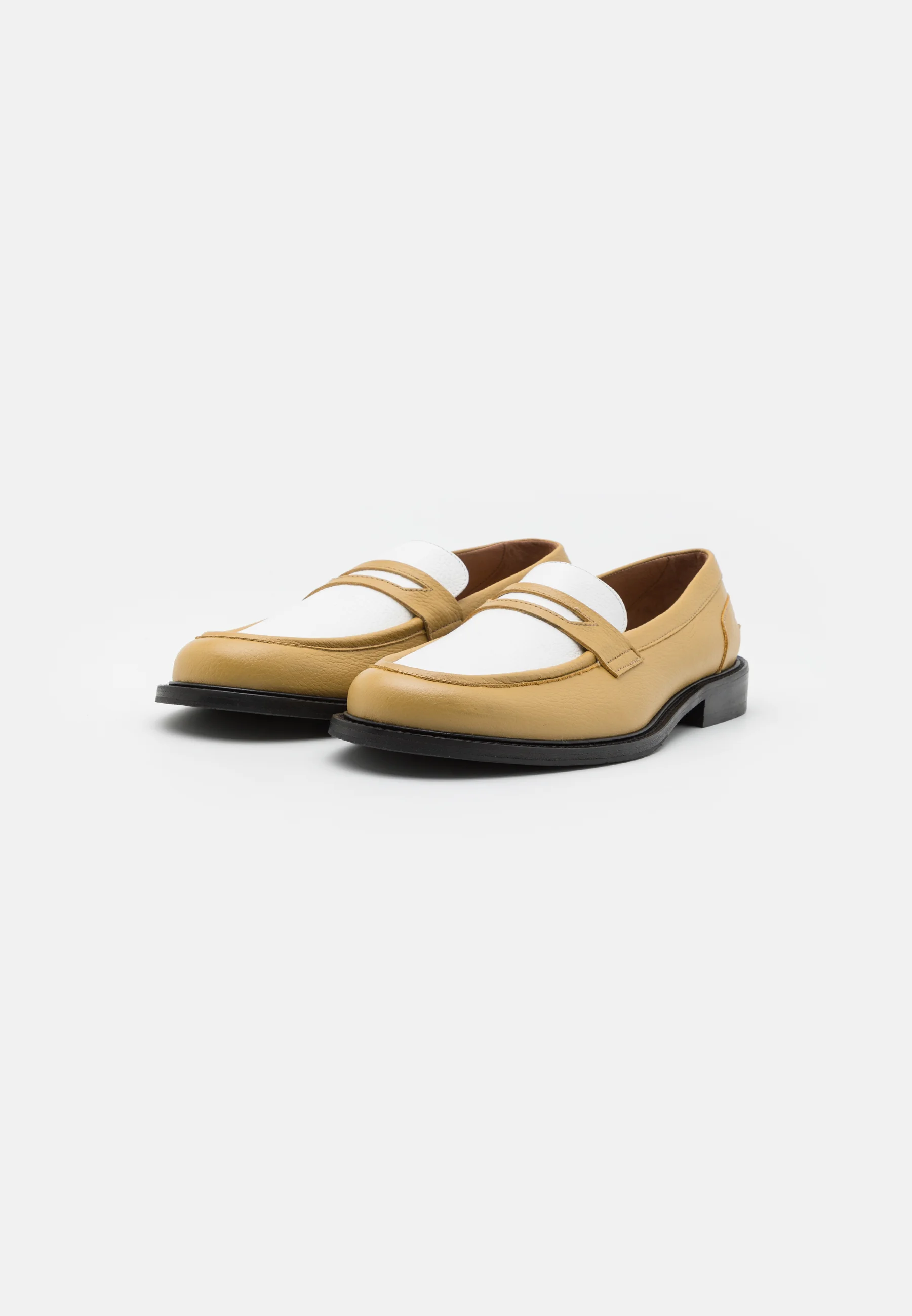 J.LINDEBERG DEAN LOAFER - Zapatos sin cordones