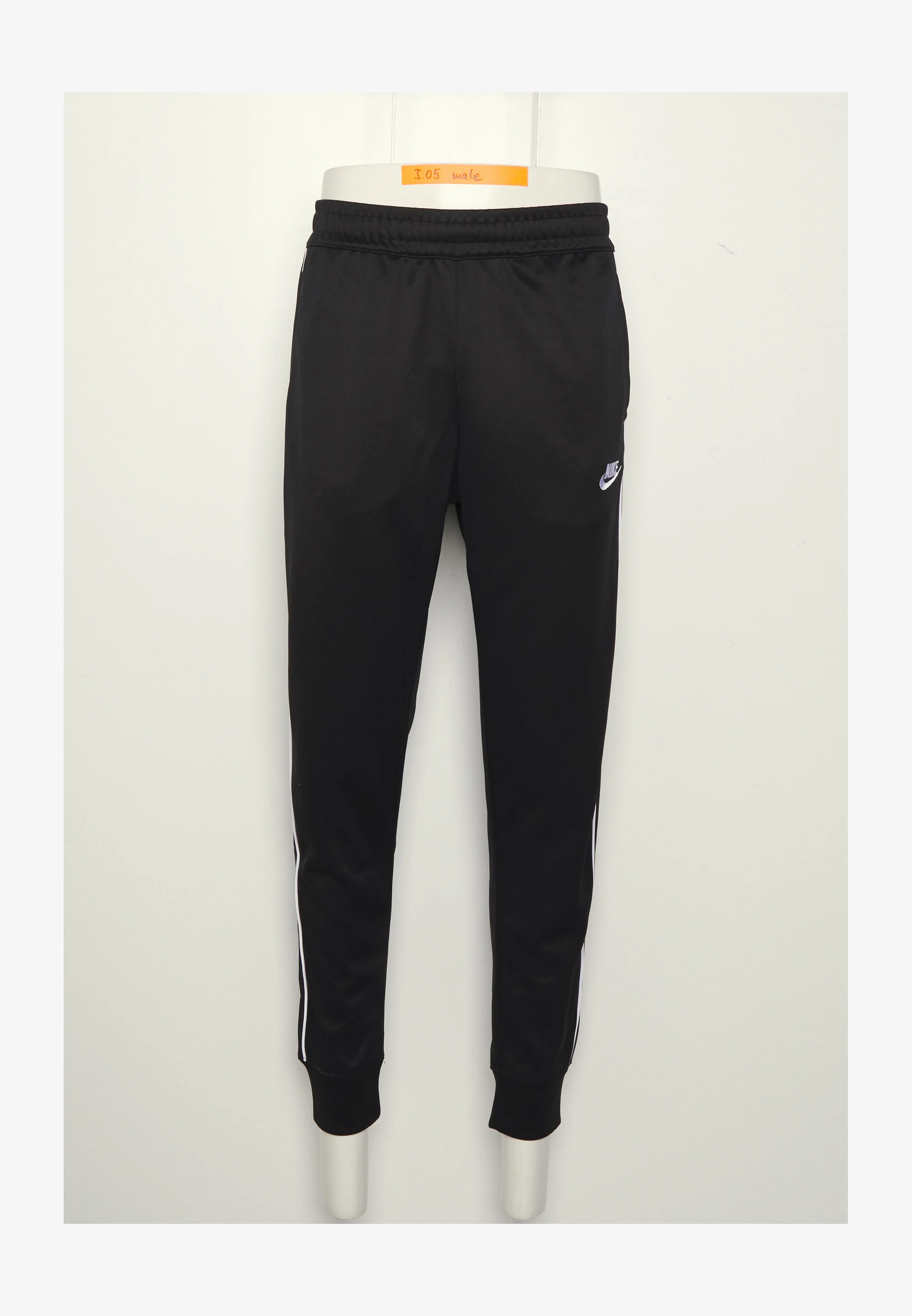 Nike Sportswear CLUB PANT - Pantalones deportivos