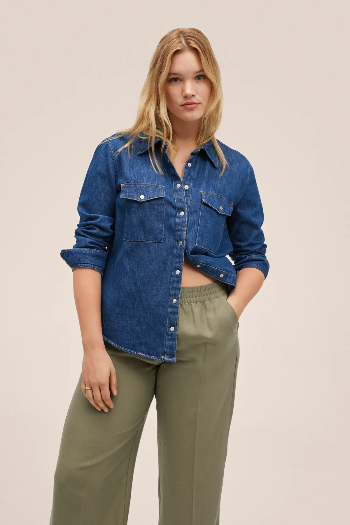 MANGO  27087121 Damen/Mädchen Khaki