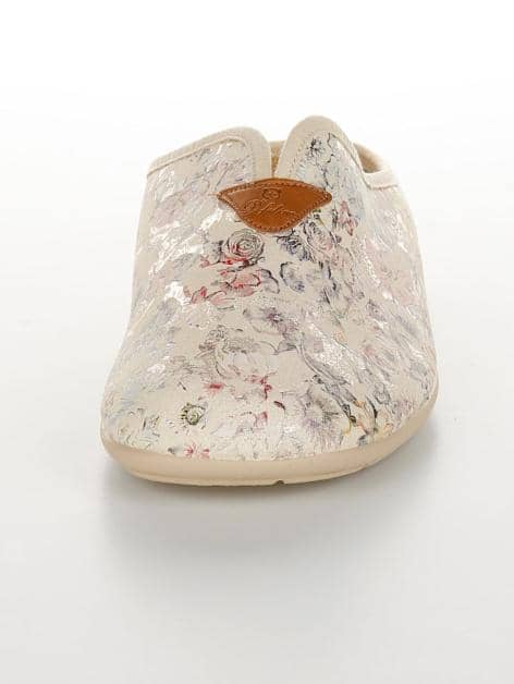 Pantolette aus dehnbarem Textilmaterial